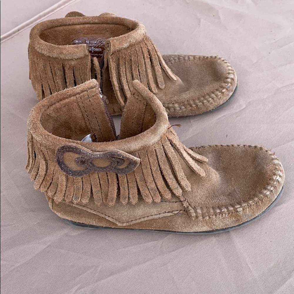 Minnetonka short boots